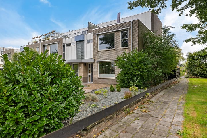 Broekstukken 83 in Eelde