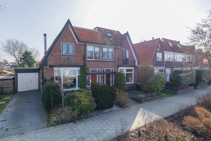 Broekweg 29 in Lisse foto
