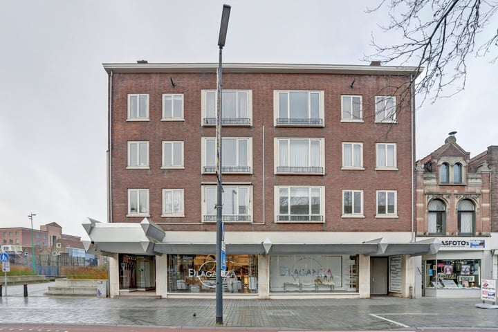 Broersvest 109B in Schiedam foto