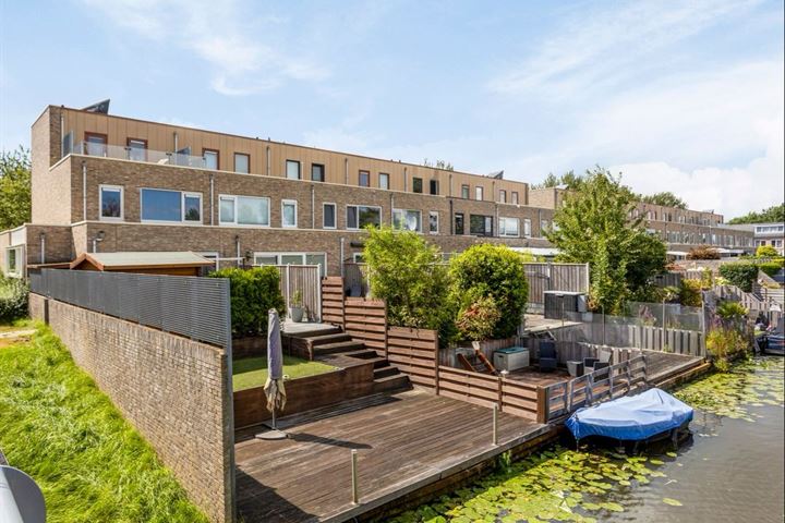 Brommy en Tommystraat 33 in Almere foto