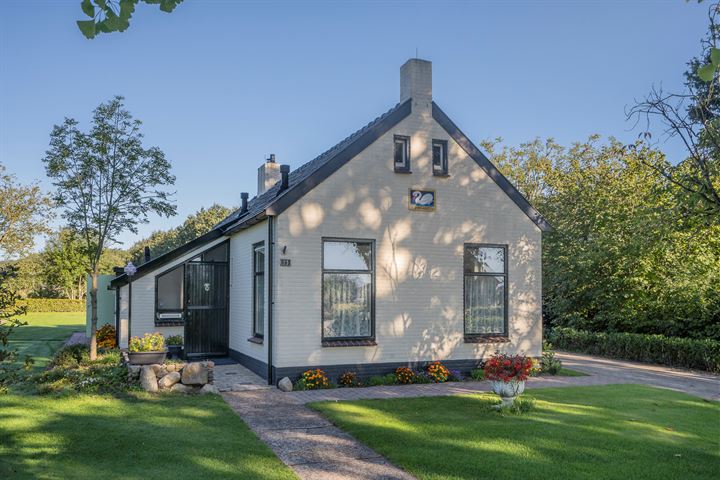 Bronnegerstraat 23 in Borger foto