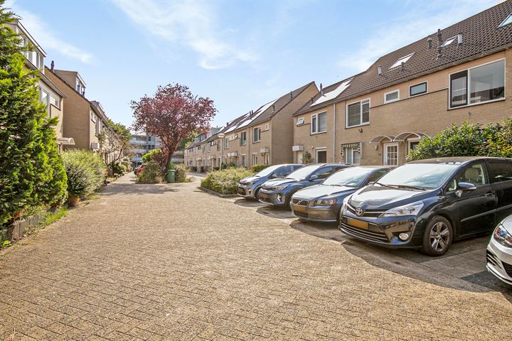 Bronsgroen 35 in Zoetermeer foto