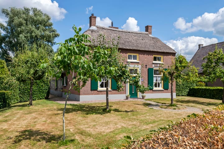 Brouwersstraat 11 in Beneden-Leeuwen foto