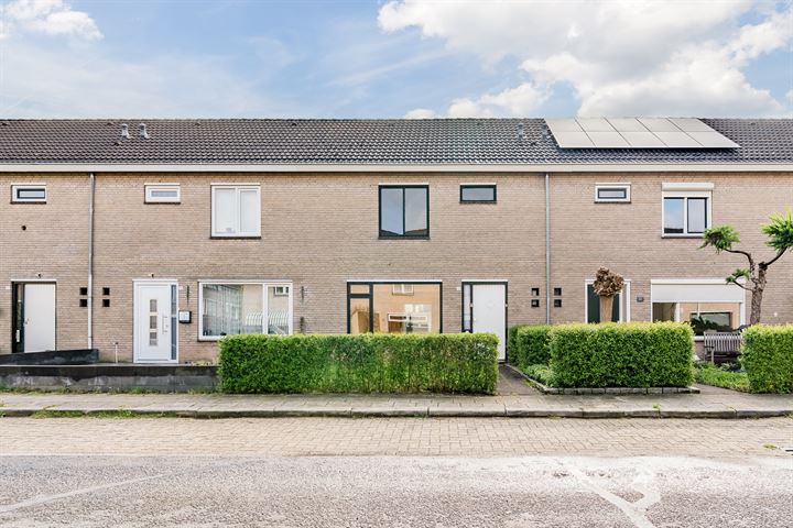 Brucknerstraat 10 in Almelo foto