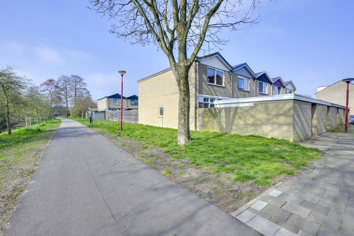 Brucknerstraat 28 in Nieuwegein foto