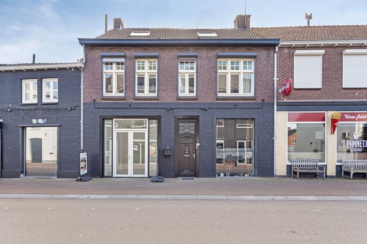 Brugstraat 14 in Nederweert foto