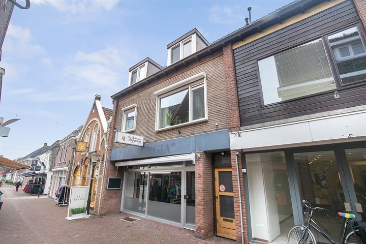 Brugstraat 19 in Ommen foto