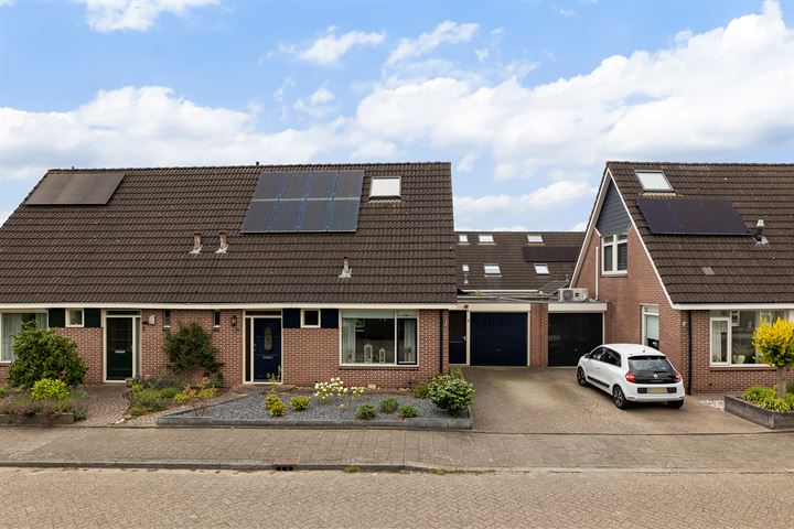 Brugstraat 3 in Heerde foto