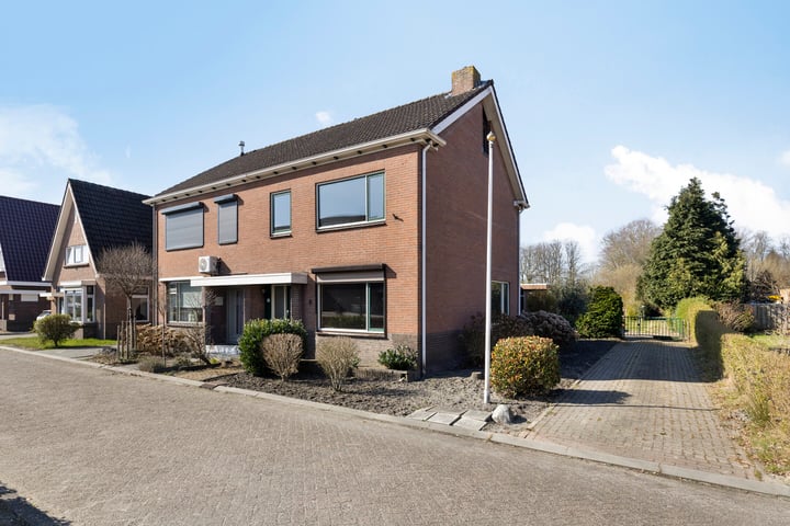 Foto van woning Brugstraat 6, Klazienaveen