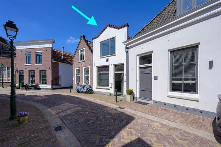 Brugstraat 8 in Zwammerdam foto