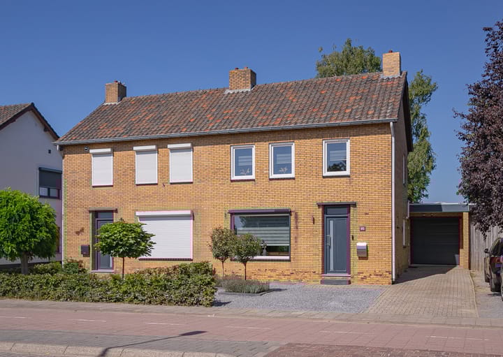 Brugweg 95 in Echt foto