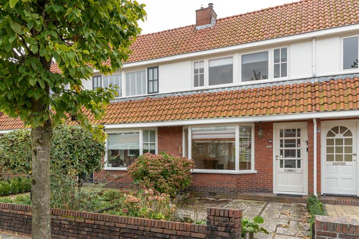 Bruinsslotstraat 29 in Drachten foto