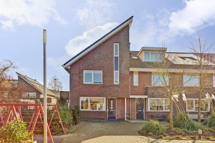 Bruinvis 22 in Naaldwijk foto