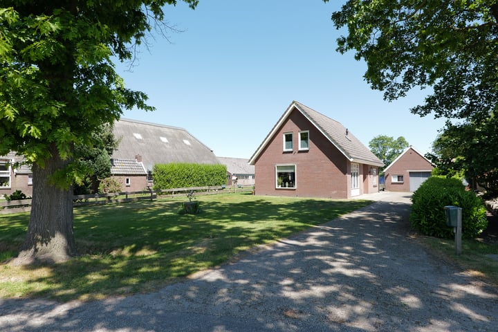 Brunsting 7 in Beilen foto