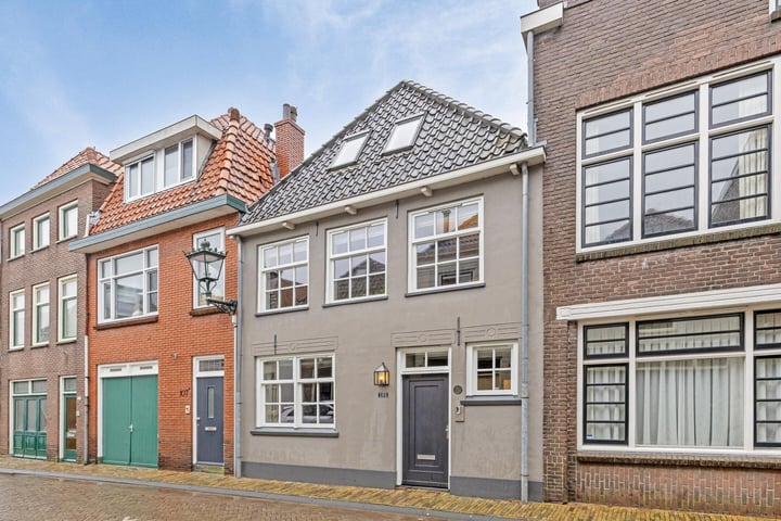 Buiten Nieuwstraat 105 in Kampen foto