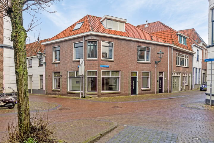 Buiten Nieuwstraat 48A in Kampen foto