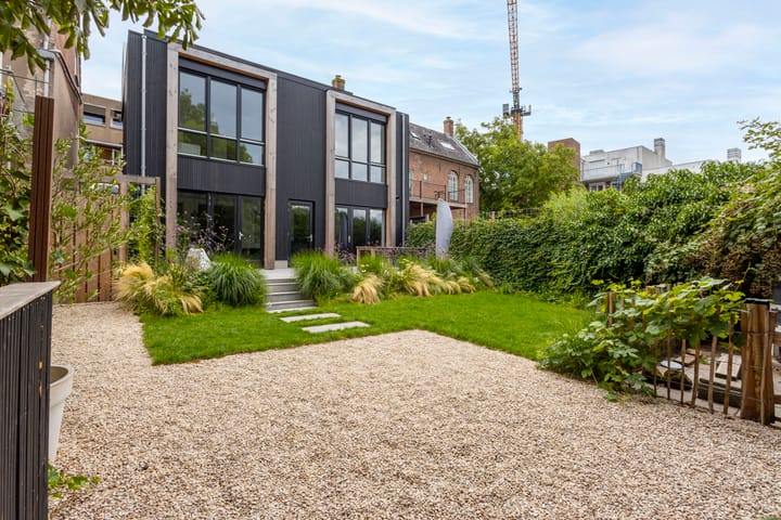Buitendams 30 in Hardinxveld-Giessendam foto
