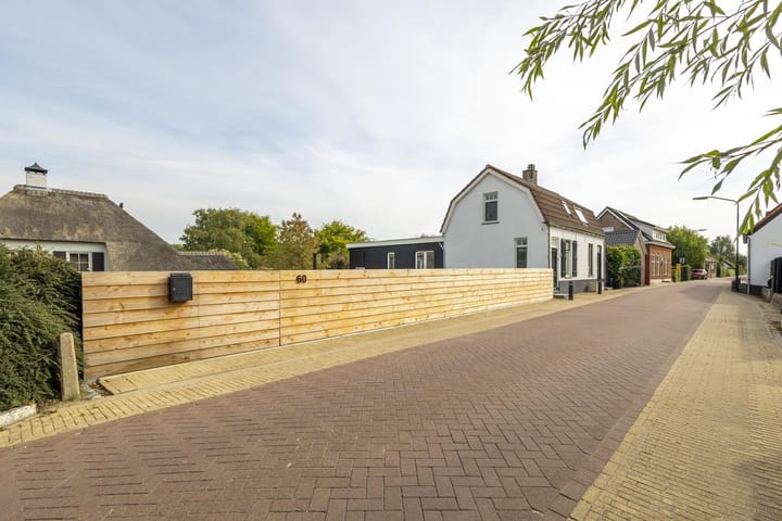 Buitendijk 60 in Hank foto