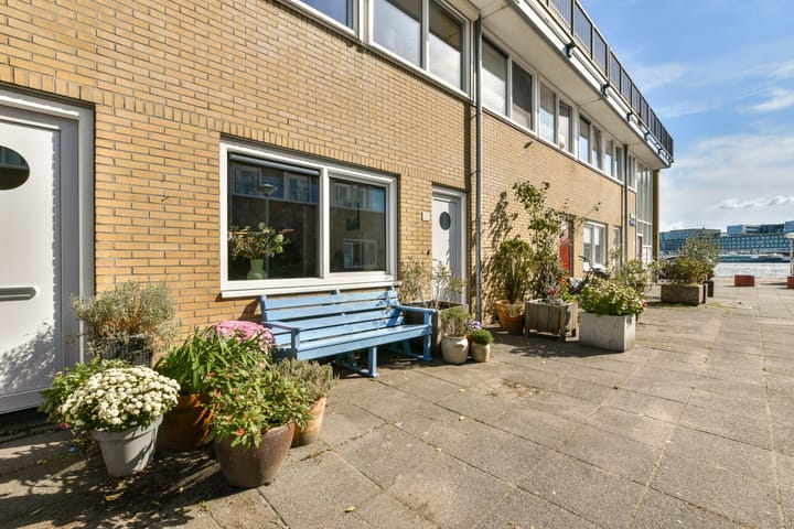 Buitendraaierij 18 in Amsterdam