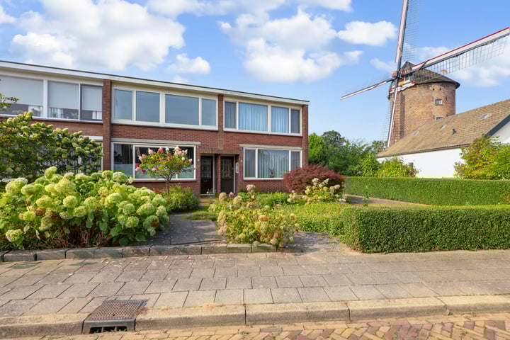 Buitenmolen 9 in Zevenaar foto