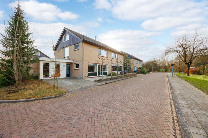 Buitenplaats 104 in Lelystad foto