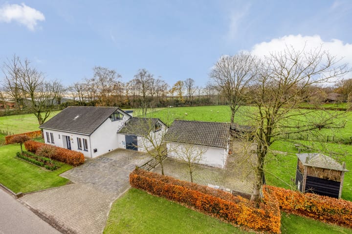 Bunschoterstraat 31B in Hoogland foto