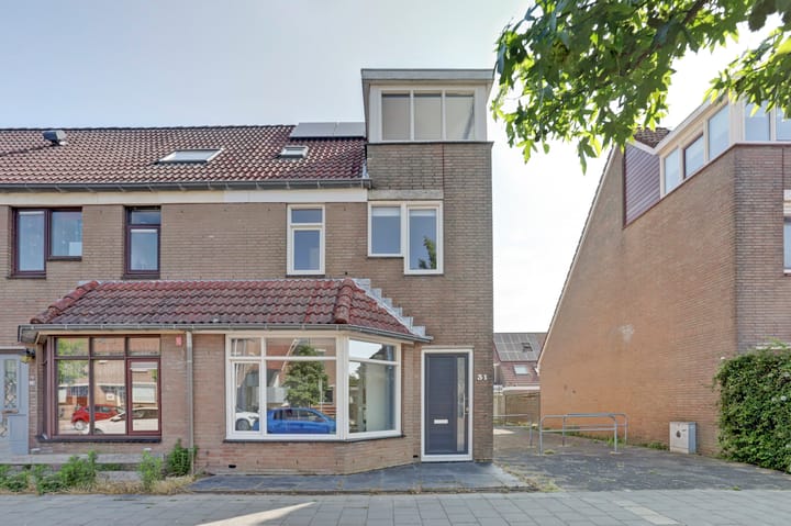 Buntgras 31 in Spijkenisse foto