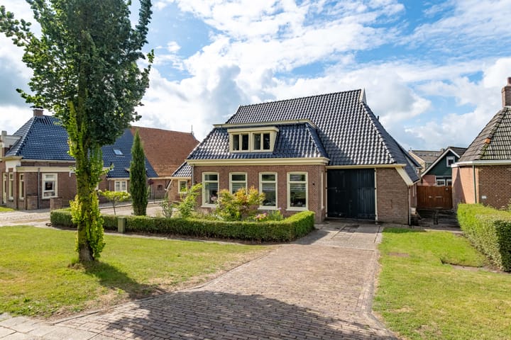 Buorren 74 in Bitgum foto