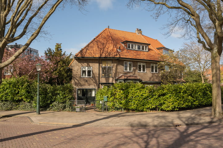 Burchtplein 14B in Wassenaar foto