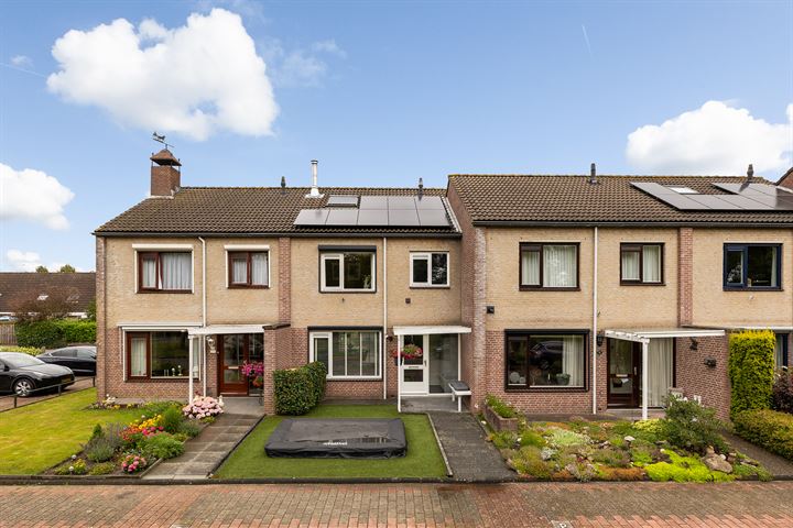 Burg Bijleveldsingel 12 in Hattem foto