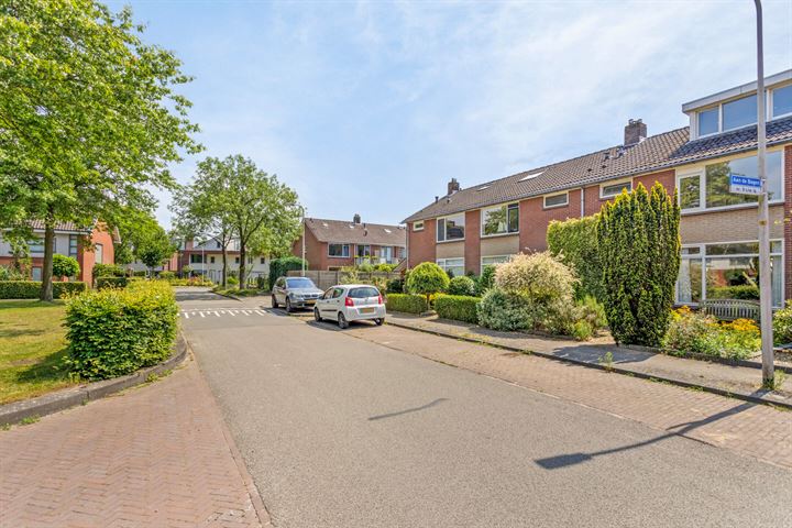 Burg. Doffegnieslaan 42 in Diepenveen foto