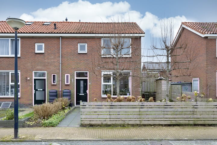 Burg G H Mulierstraat 18 in Sloten foto