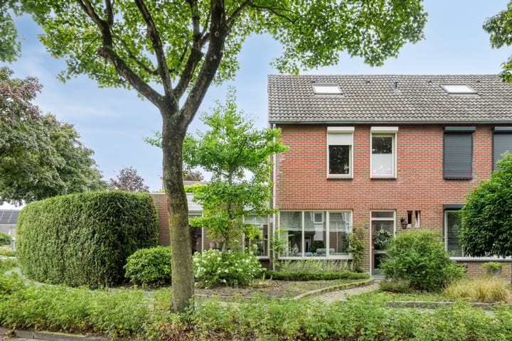 Burg. Janssenring 56 in Panningen