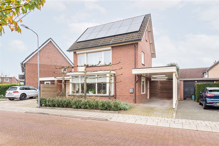 Burg Mr Verbeekstraat 2A in Dinxperlo foto