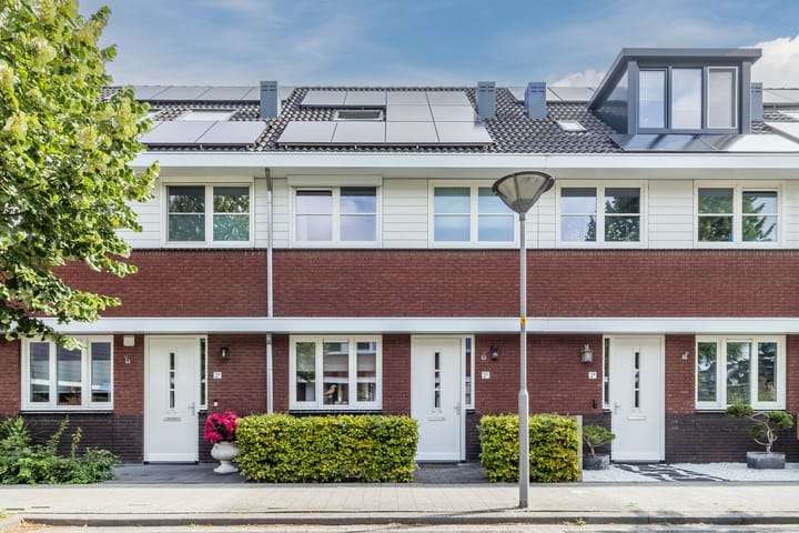 Burg. Rippingstraat 2C in Maassluis foto