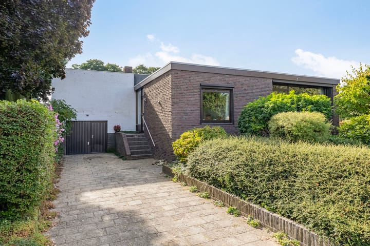 Burg Termeerstraat 18 in Grubbenvorst foto