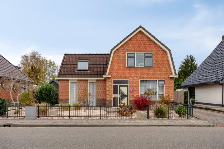 Burg v Roijenstr Oost 92 in Hoogezand