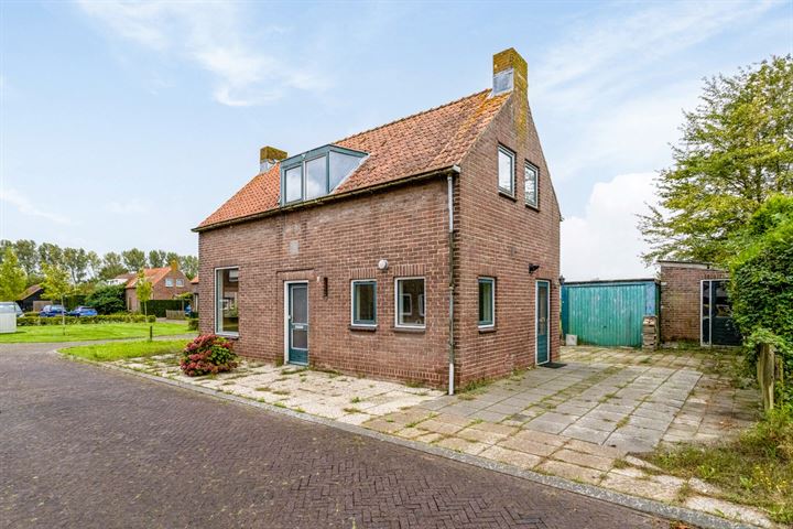 Burg. Verplankeplein 3 in Biervliet foto
