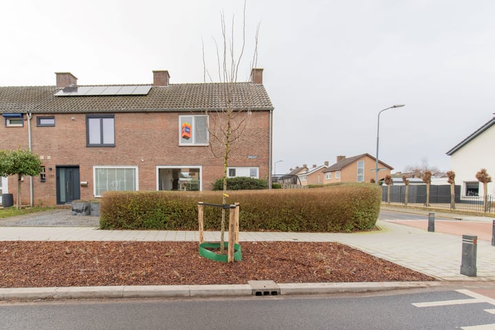 Burg. Wemansstraat 21 in Sittard foto