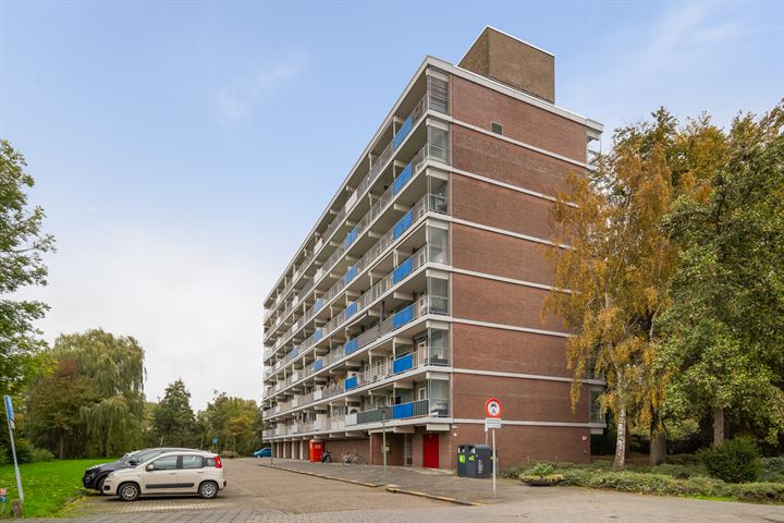 Burgemeester A. van Walsumlaan 211 in Vlaardingen foto