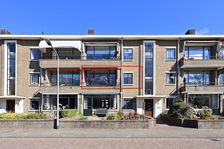 Burgemeester Andriessenstraat 46 in Hilversum foto
