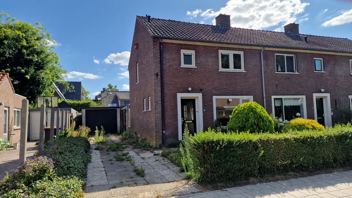 Burgemeester Bentinckstraat 15 in Olst