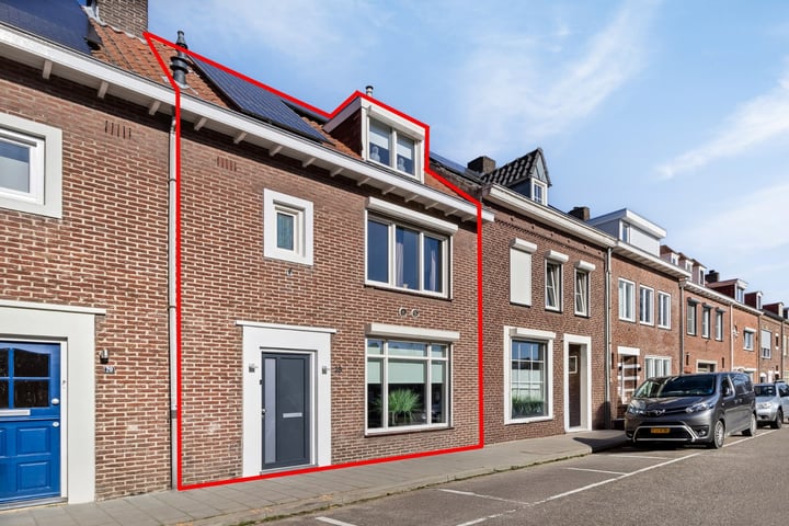 Burgemeester Bloemartsstraat 18 in Venlo foto