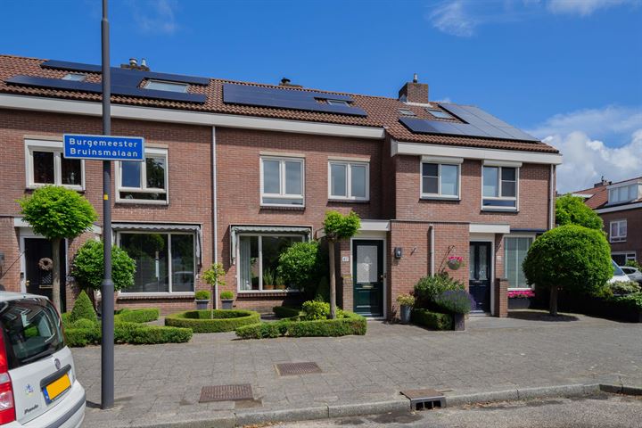 Burgemeester Bruinsmalaan 47 in Beverwijk foto