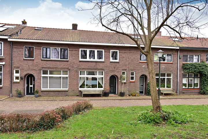 Burgemeester de Raadtsingel 12 in Muiden foto
