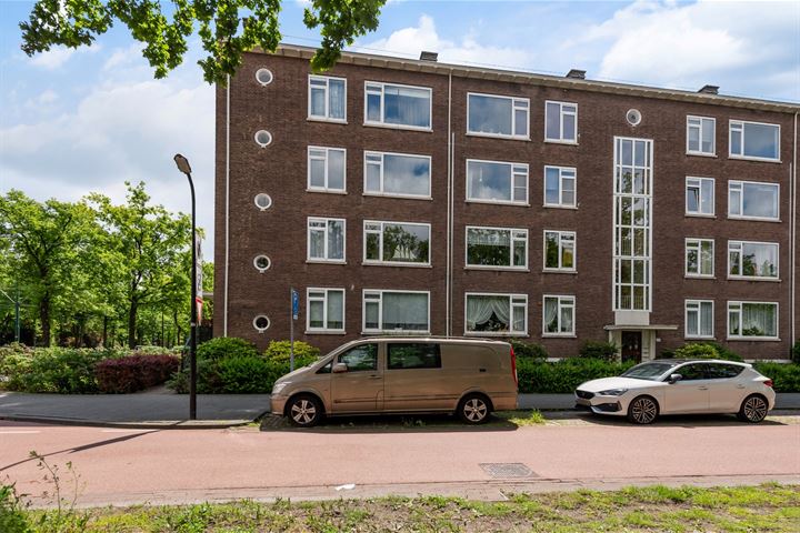 Burgemeester Elsenlaan 4 in Rijswijk foto