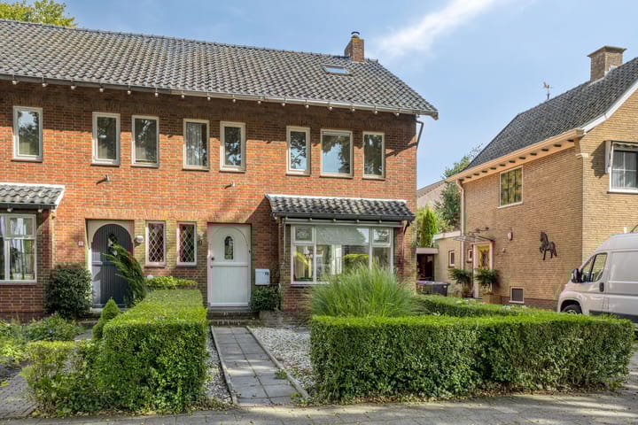 Foto van woning Burgemeester Falkenaweg 73, Heerenveen