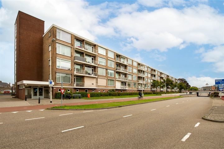 Burgemeester Freijterslaan 110 in Roosendaal foto
