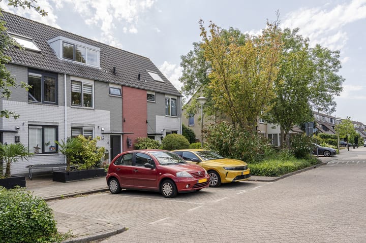 Burgemeester Geertsemalaan 4 in Wassenaar foto