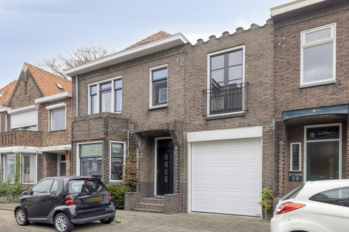 Burgemeester Geillstraat 30 in Terneuzen